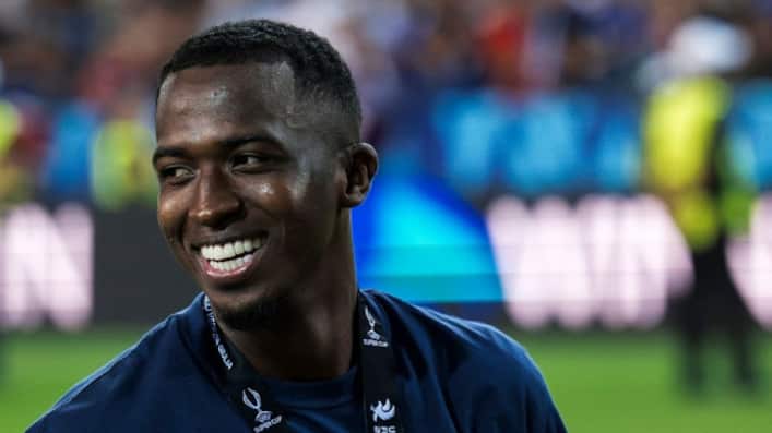 Willian Pacho está nominado al mejor equipo del The Best.