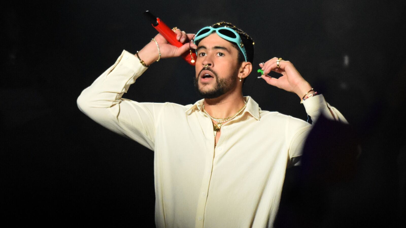 La gira de conciertos Un Verano Sin Ti dio inicio en Puerto Rico.