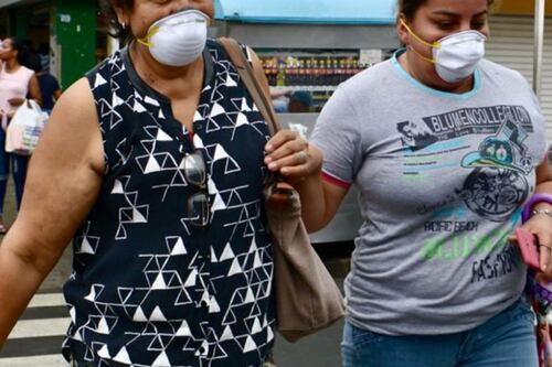 Coronavirus en Ecuador: caja de 20 mascarillas las venden en USD 60 en Guayaquil, denuncian ciudadanos