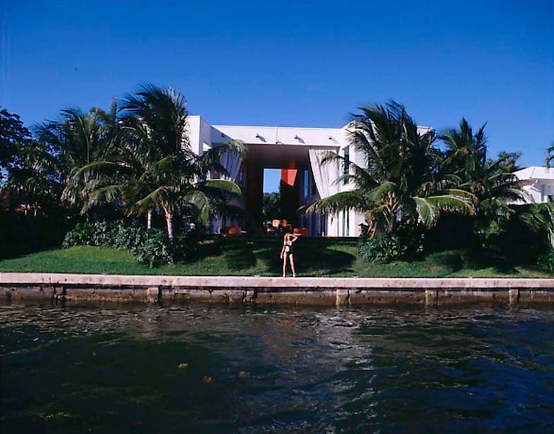 Mansión de Paulina Rubio en Miami