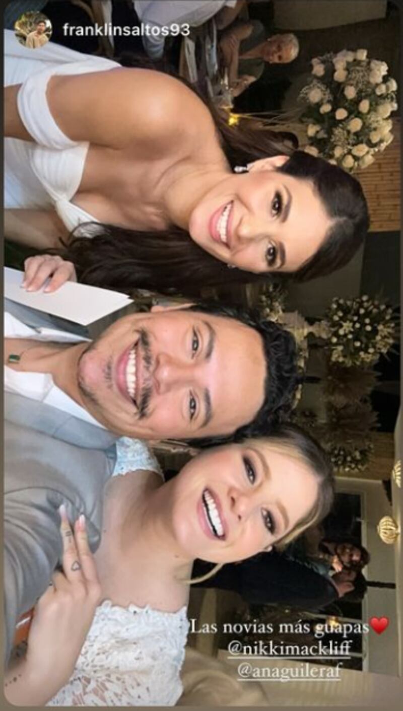 Las fotos inéditas de la boda de la MasterChef Nikki Mackliff con su novia en la playa