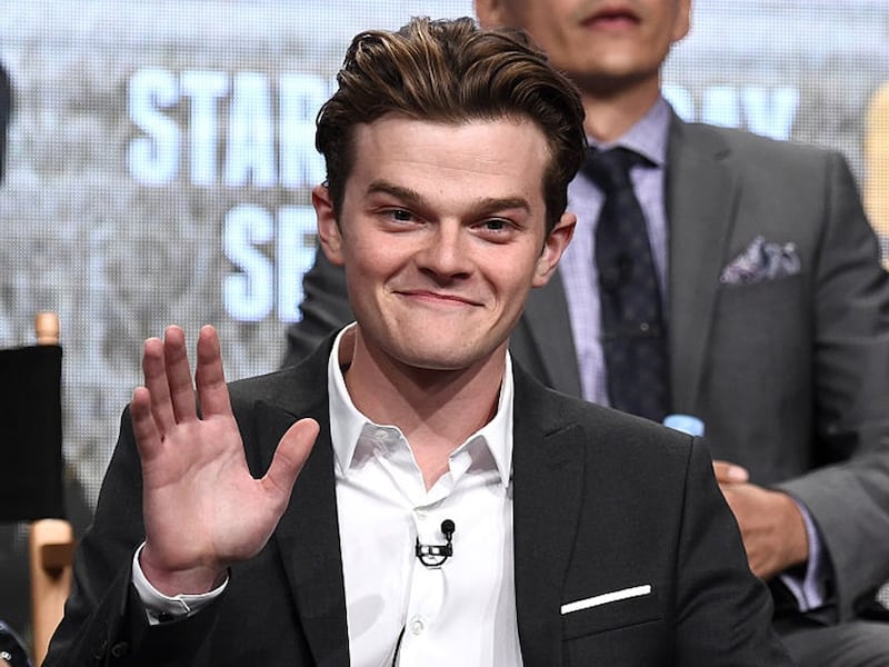 Robert Aramayo, quien interpretó a Ned Stark en Juego de Tronos, triunfó en los Premios BAFTA 2026