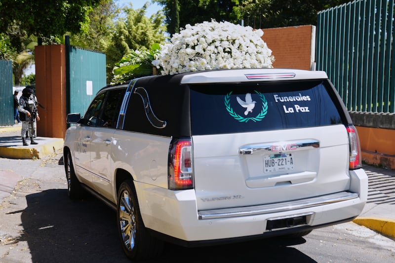 Sepultan a “El Mencho” en Zapopan bajo fuerte operativo militar