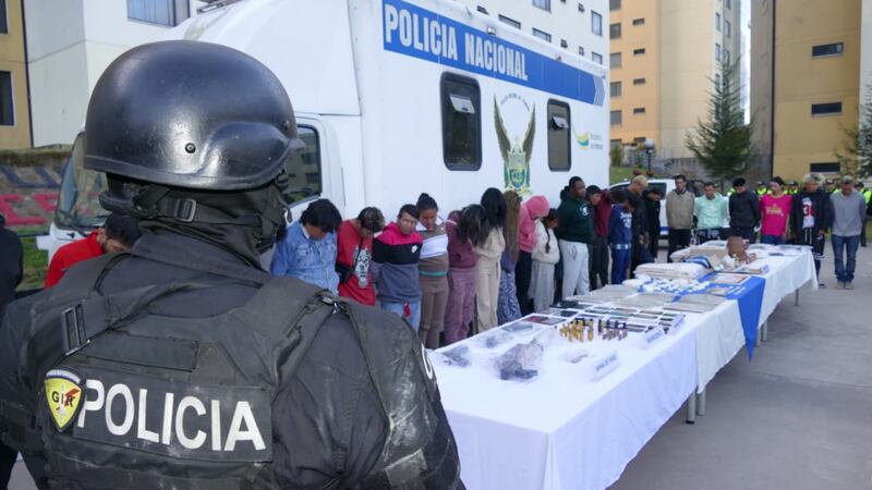 ¿Cómo operaban estructuras de Los Lobos y Los Choneros en el norte de Quito?