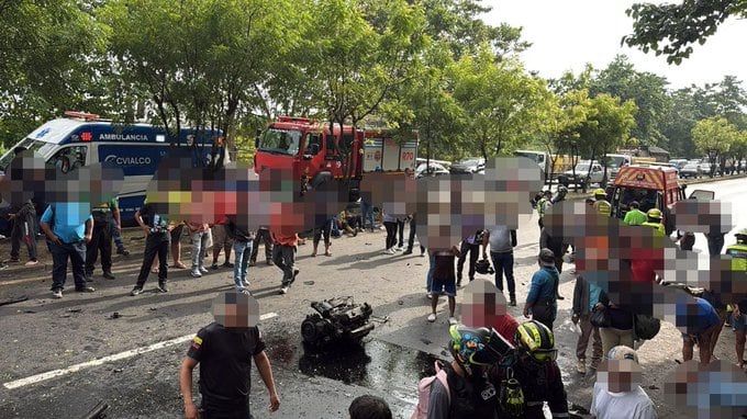 Accidente en el kilómetro 44 de la vía a la Costa, en el sector El Cristal, en Guayaquil.