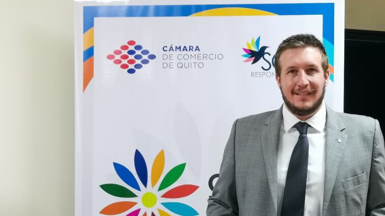 José Espinosa, Gerente de Marketing en FV