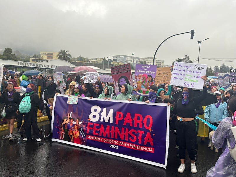 Todo lo que se vivió en la marcha feminista del 8M en Quito 2023