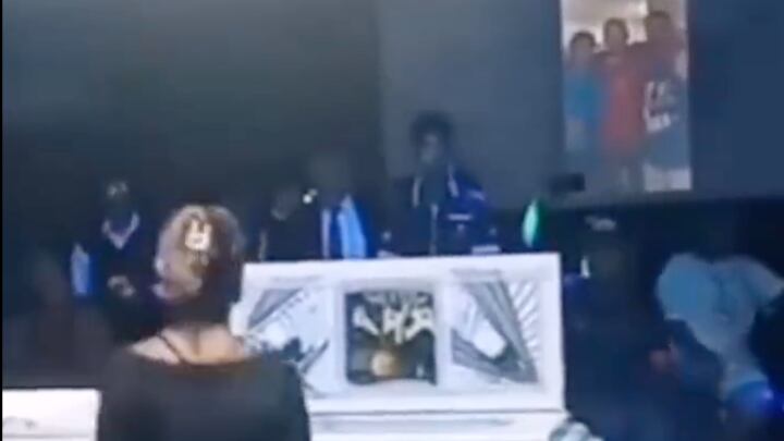 Hombre que le gustaba la fiesta fue velado al interior de una discoteca.