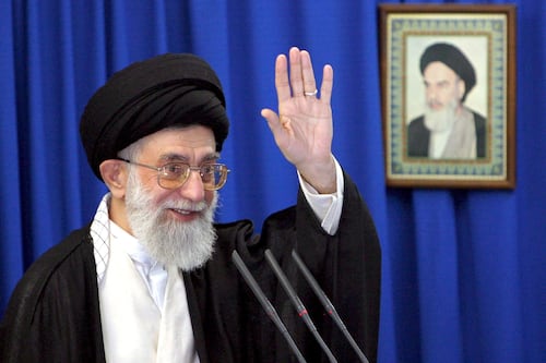 ¿Quiénes suenan como sucesores al liderazgo supremo de Irán tras la muerte de Alí Jamenei?