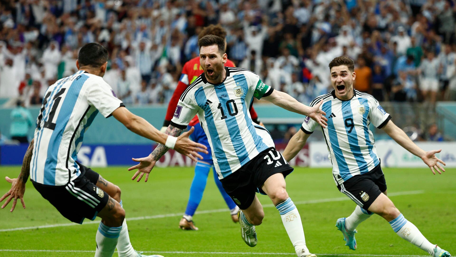 Lionel Messi tras el primer gol de Argentina