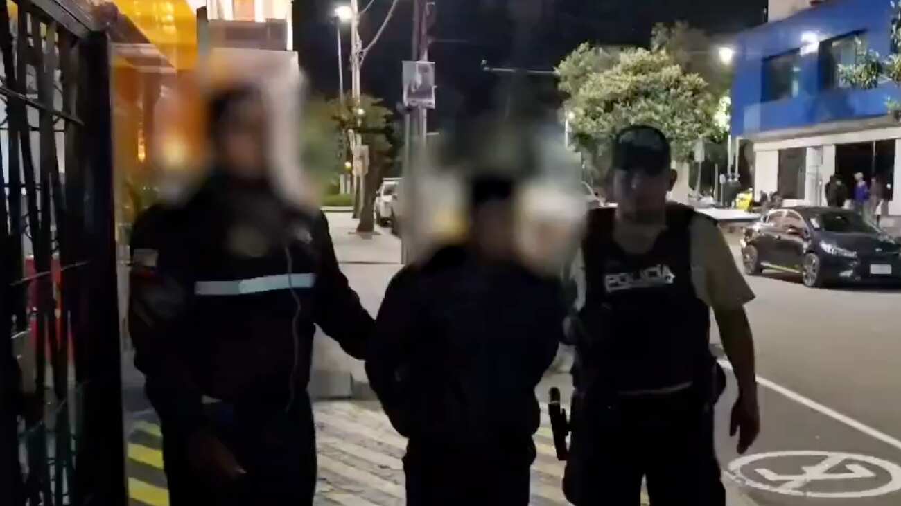 Capturan a sujeto que habría abusado de su hijastra bajo intimidaciones en el sur de Quito