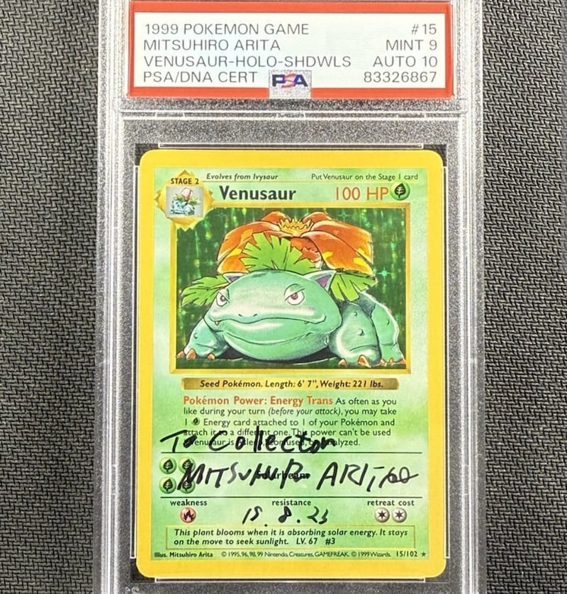 Venusaur autografiado por Mitsuhiro Arita