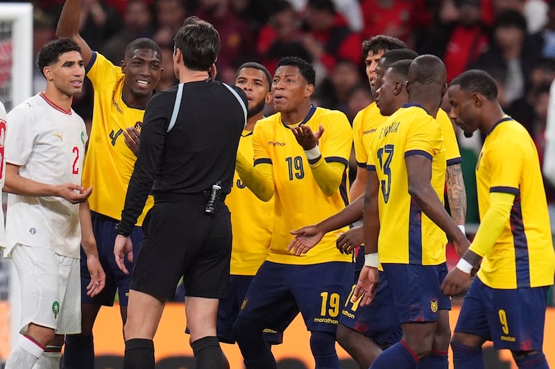 Reclamos en el penal para Marruecos ante Ecuador