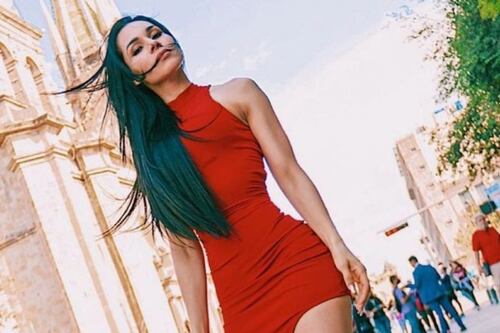 Exitosa modelo de OnlyFans cambió de look en honor a su club favorito de fútbol