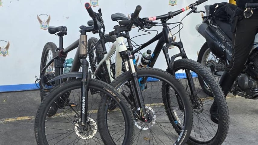 Quito: ciclistas fueron asaltados con “pistola y machete” en El Cinto.