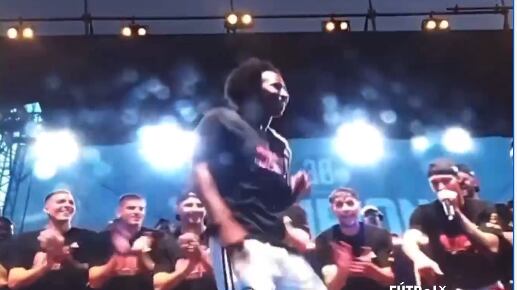 Angelo Preciado festejando con el Sparta Prague