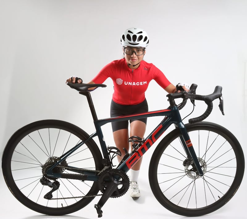Natalie Revelo, una de las promesas del ciclismo nacional, sueña con llegar a los Juegos Olímpicos.