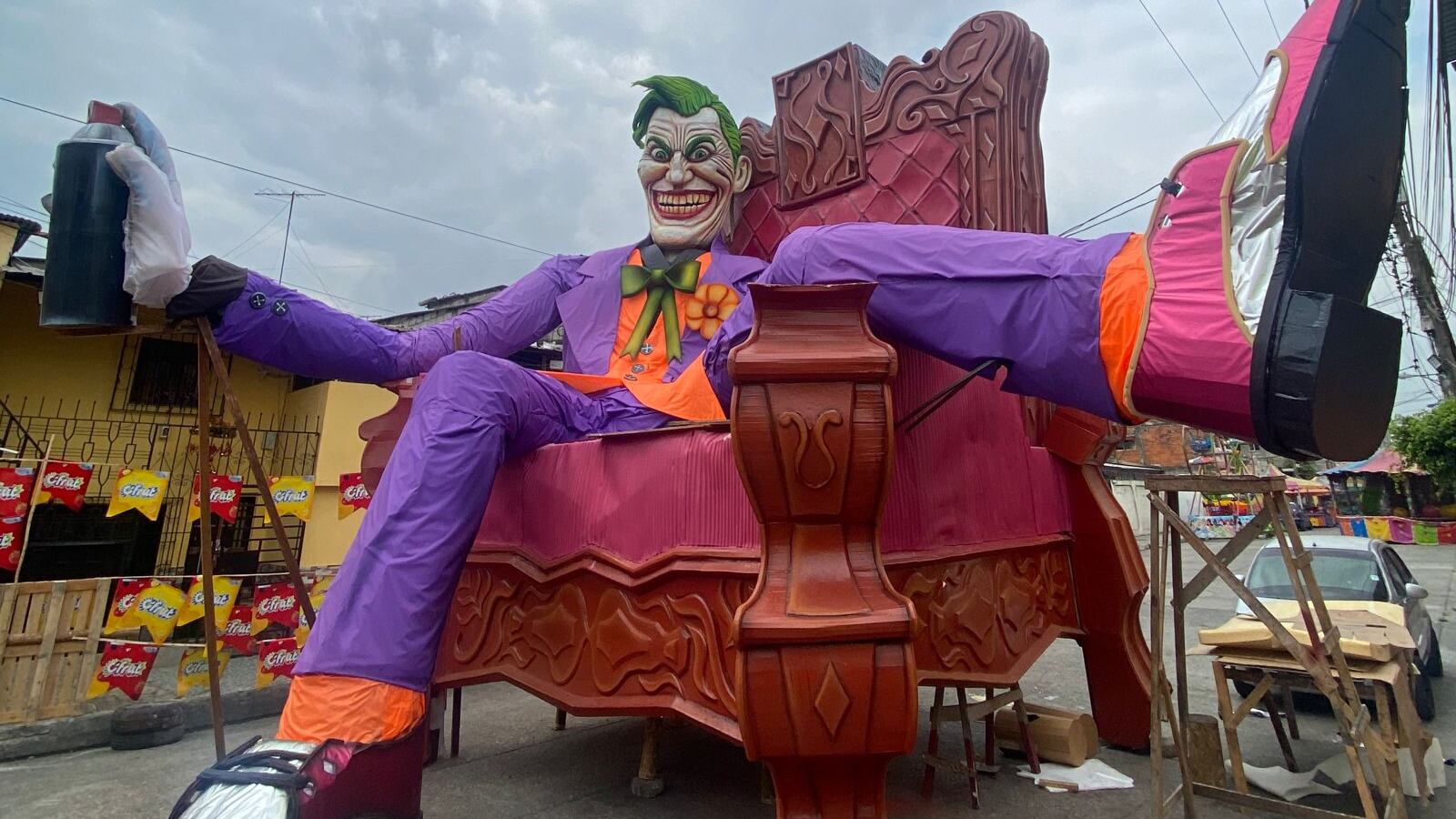 Monigotes en el Suburbio de Guayaquil.