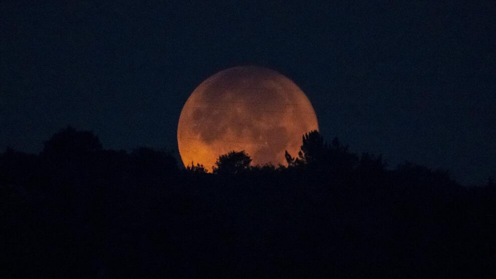 Superluna de Esturión 2022