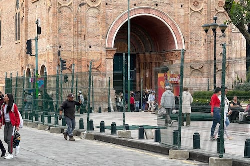Parque Calderón en Cuenca tendrá cierres parciales por obras