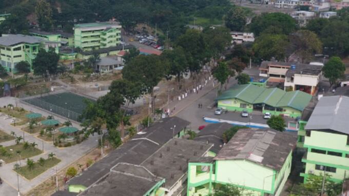 Página web de la Universidad Técnica Luis Vargas Torres