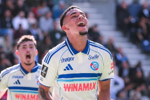 Kendry Páez rompe redes en Francia y celebra su primer tanto europeo