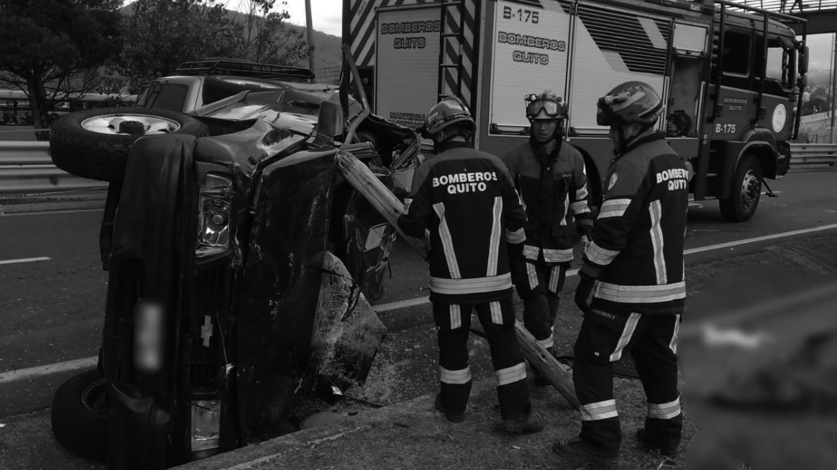 Una mujer es la víctima de accidente en autopista General Rumiñahui, en Quito