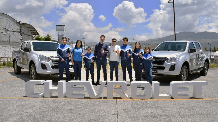 Chevrolet Ecuador renueva su colaboración con el Club de Alto Rendimiento Richard Carapaz
