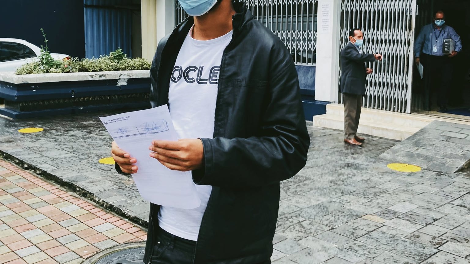 Ecuatoriano denunció que sufrió de racismo tras sacar dinero de un cajero automático; Policía se pronunció