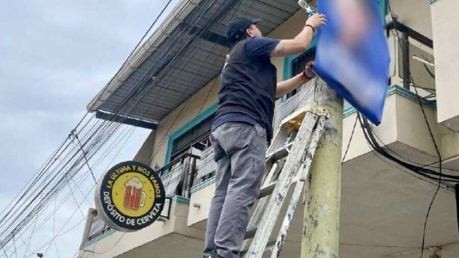 Municipio de Quito pide a organizaciones políticas el retiro de propaganda electoral