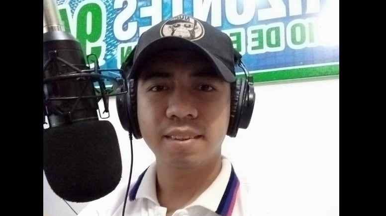 Locutor Ronald Farías