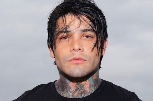 ¿Se apunta? Yeferson Cossio regalará toda su ropa por este motivo