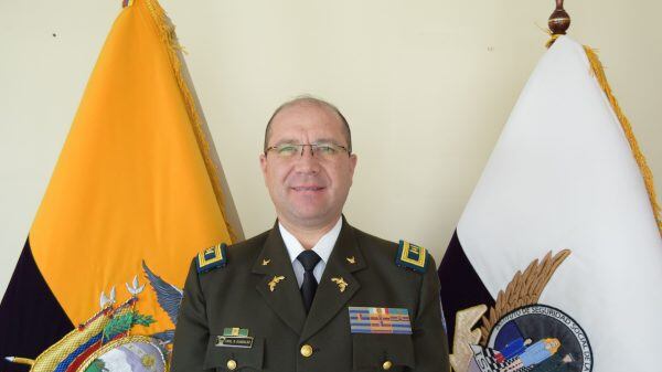 Renato González, director general del ISSPOL.
