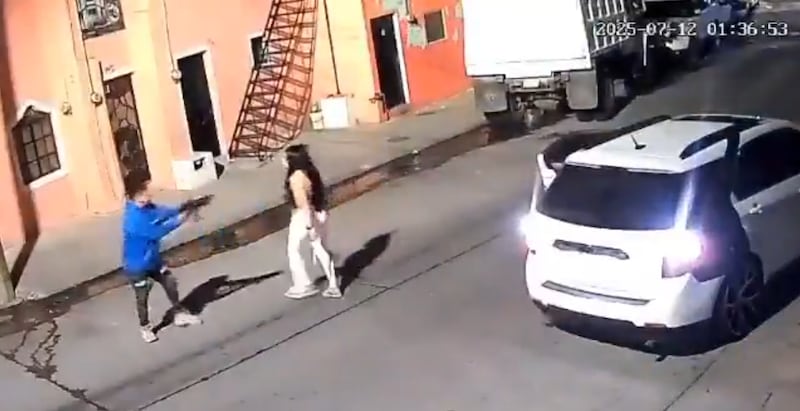 Mujer fue asesinada con un fusil por expareja