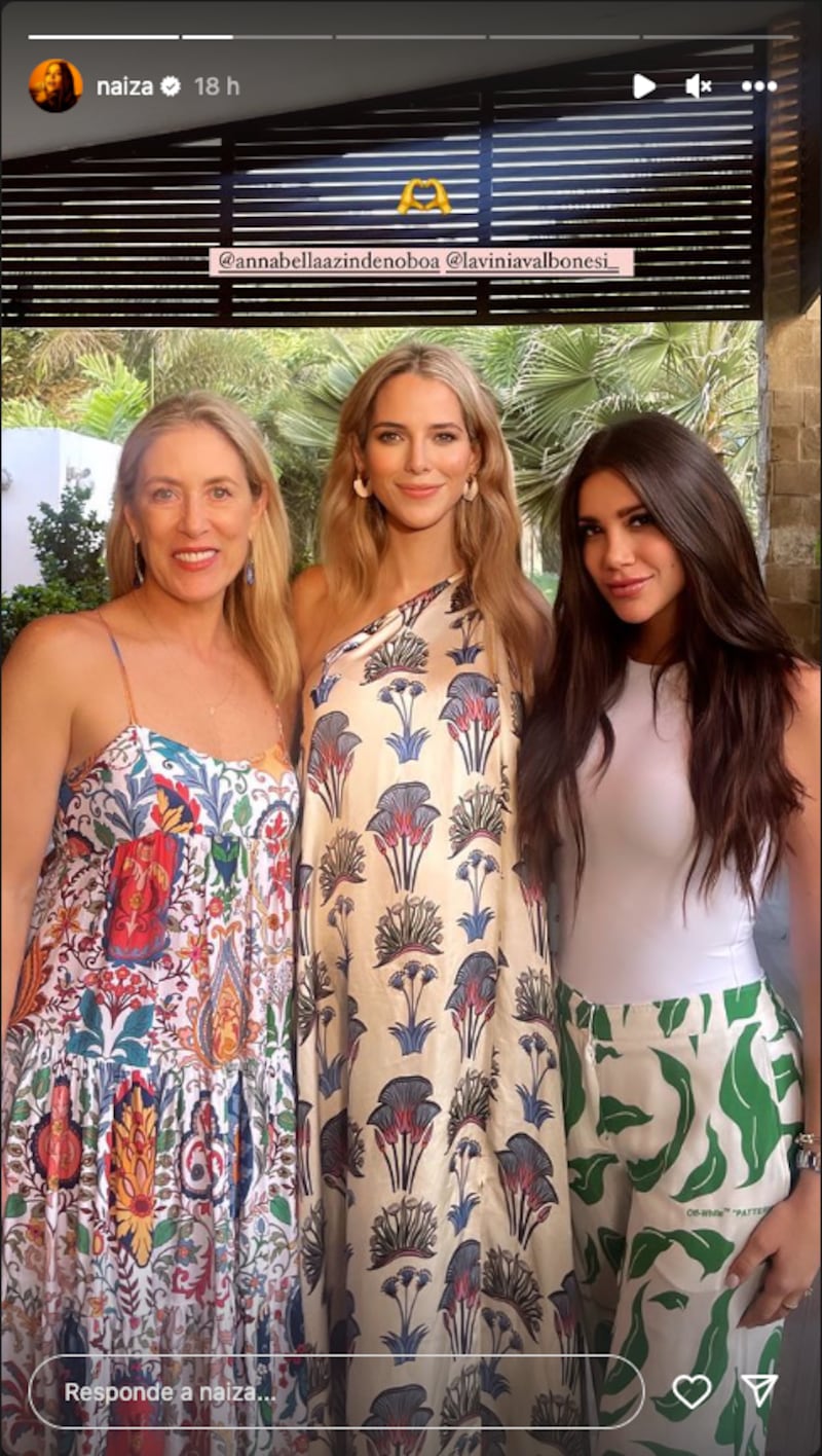Naíza con Lavinia Valbonesi y Anabella Azín