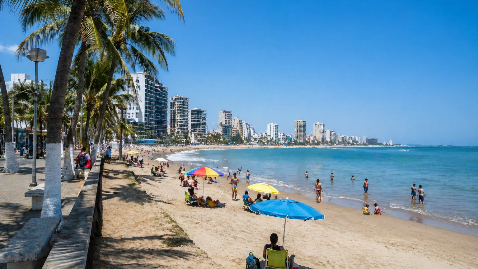 Salinas, Montañita y Playas lideran las opciones preferidas por los guayaquileños durante los días de descanso.
