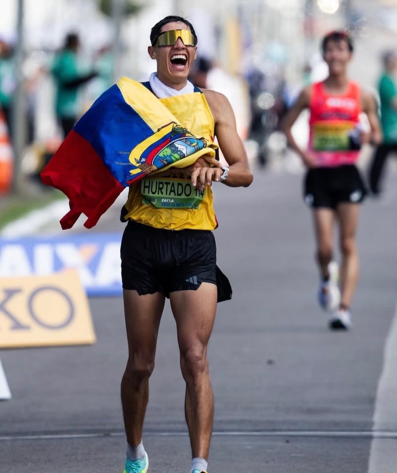 El quiteño de 27 años David Hurtado llega a la meta en Brasilia en este mes de abril.