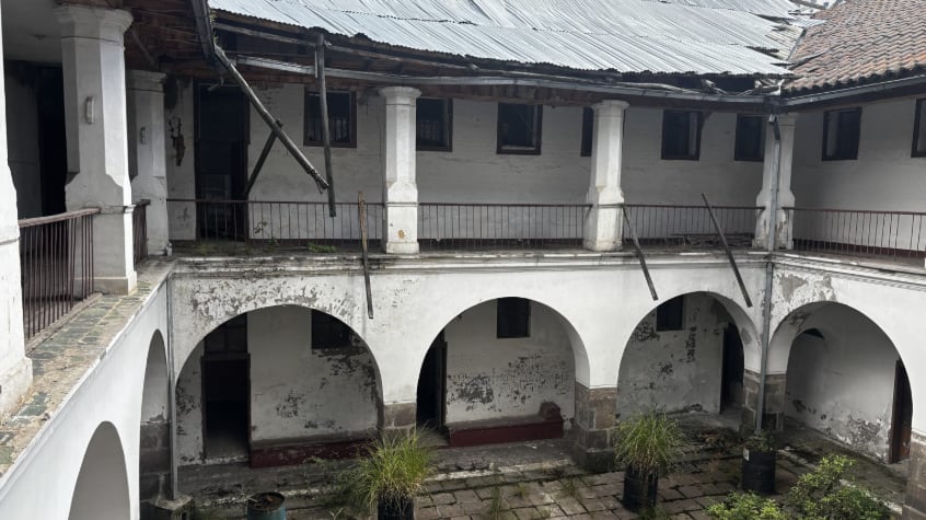 Quito impulsa la recuperación del histórico Hospital San Lázaro tras años de abandono