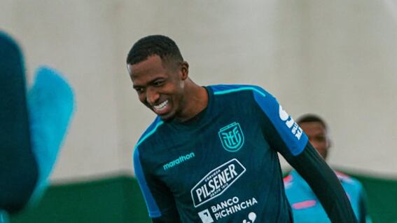 Willian Pacho, defensa de la Selección de Ecuador.