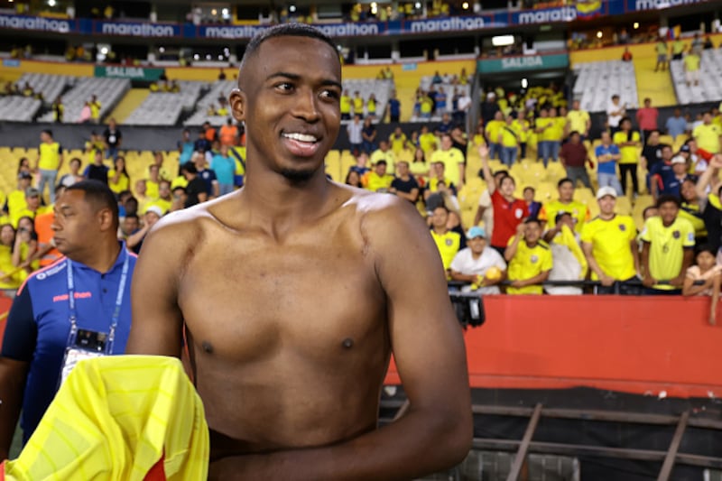 Willian Pacho está a punto de hacer historia.