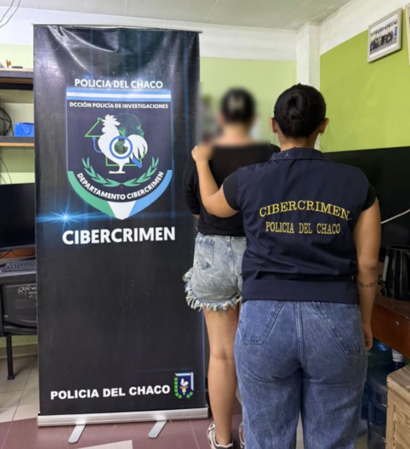 Su tío le transfirió USD 500 por error, se los quedó y terminó detenida por no devolverlos