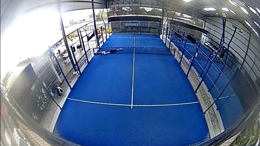 Asalto club de pádel en Tumbaco