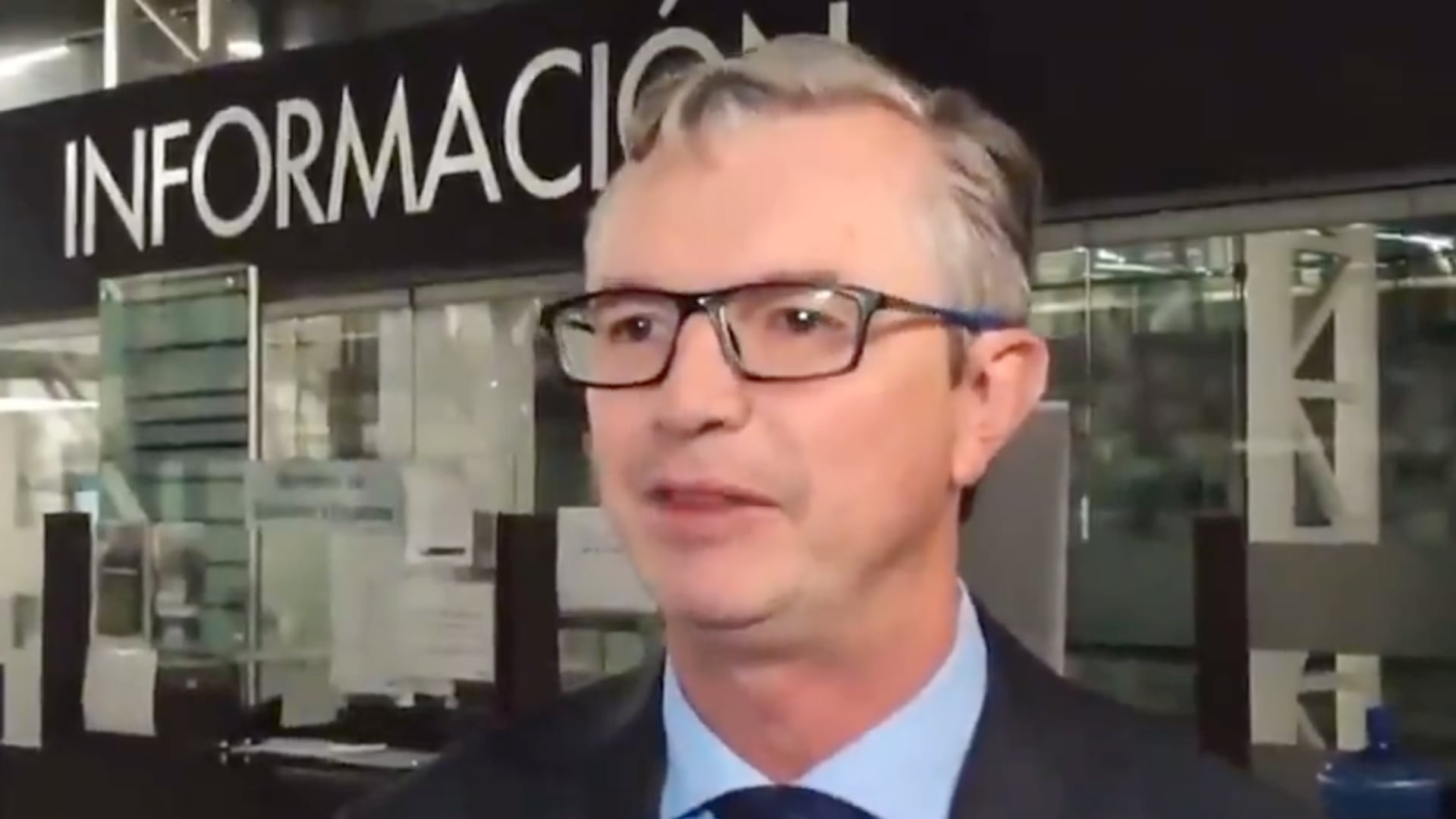 Ministro de Economía encabeza los allanamientos por casos de corrupción en su cartera de Estado