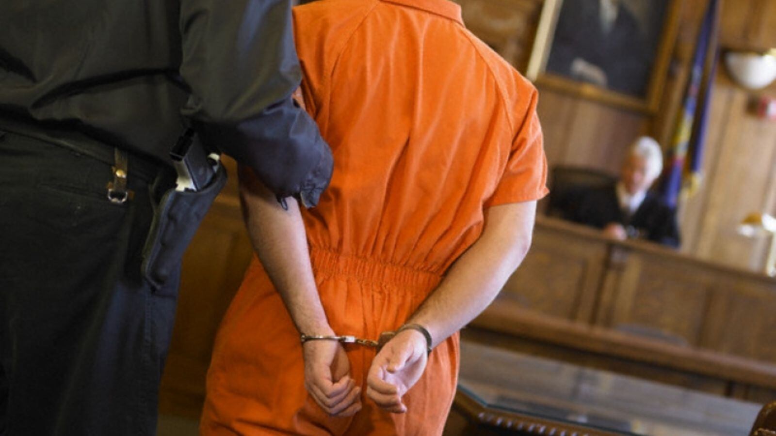 Cadena perpetua para sujeto que mató a trabajador que le pidió colocarse la mascarilla