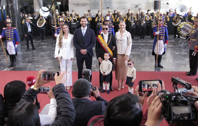 INFORME A LA NACION ALFOMBRA ROJA