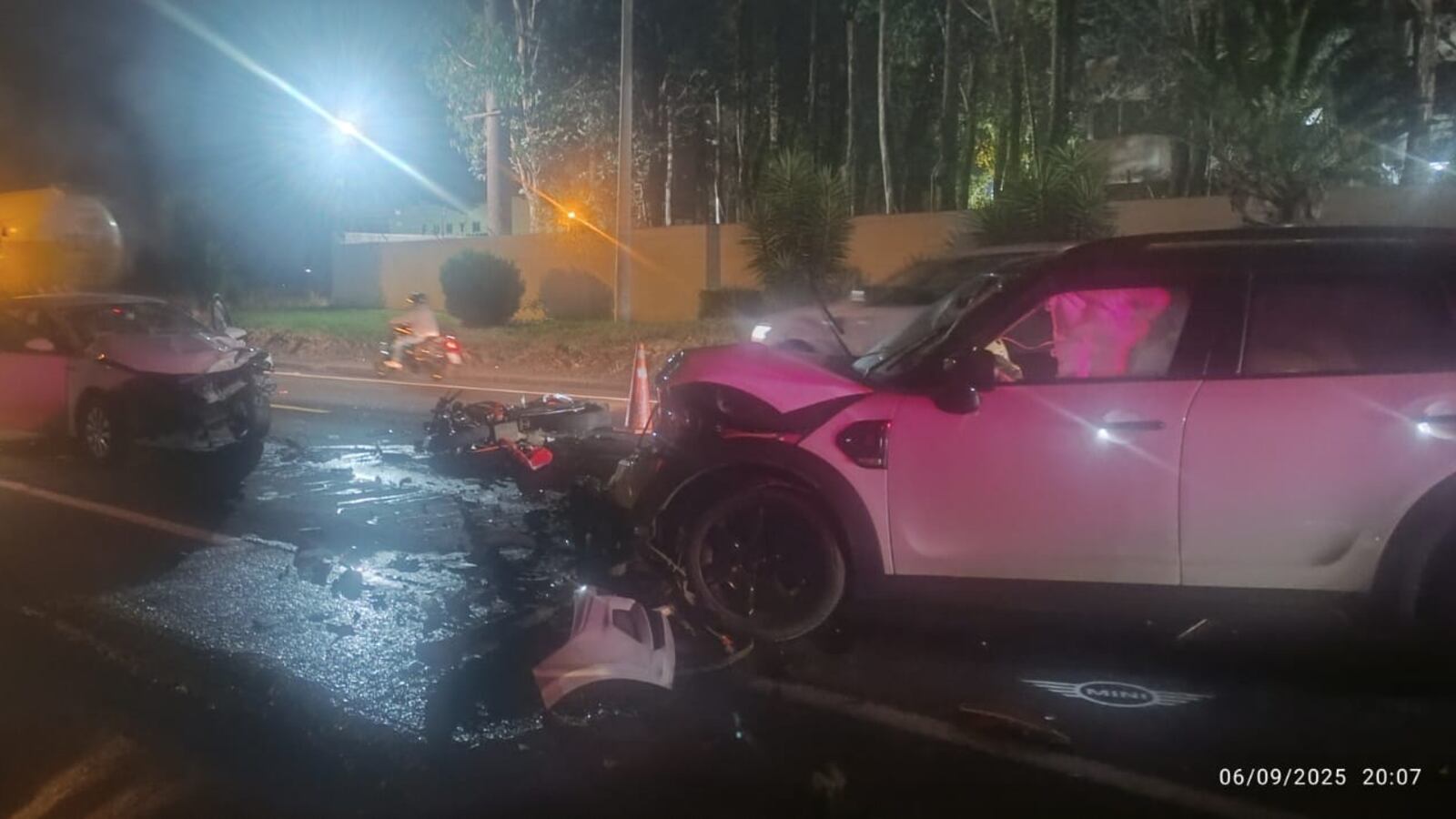 Una persona fallecida y seis heridas dejó accidente de tránsito la noche de este sábado en Sangolquí