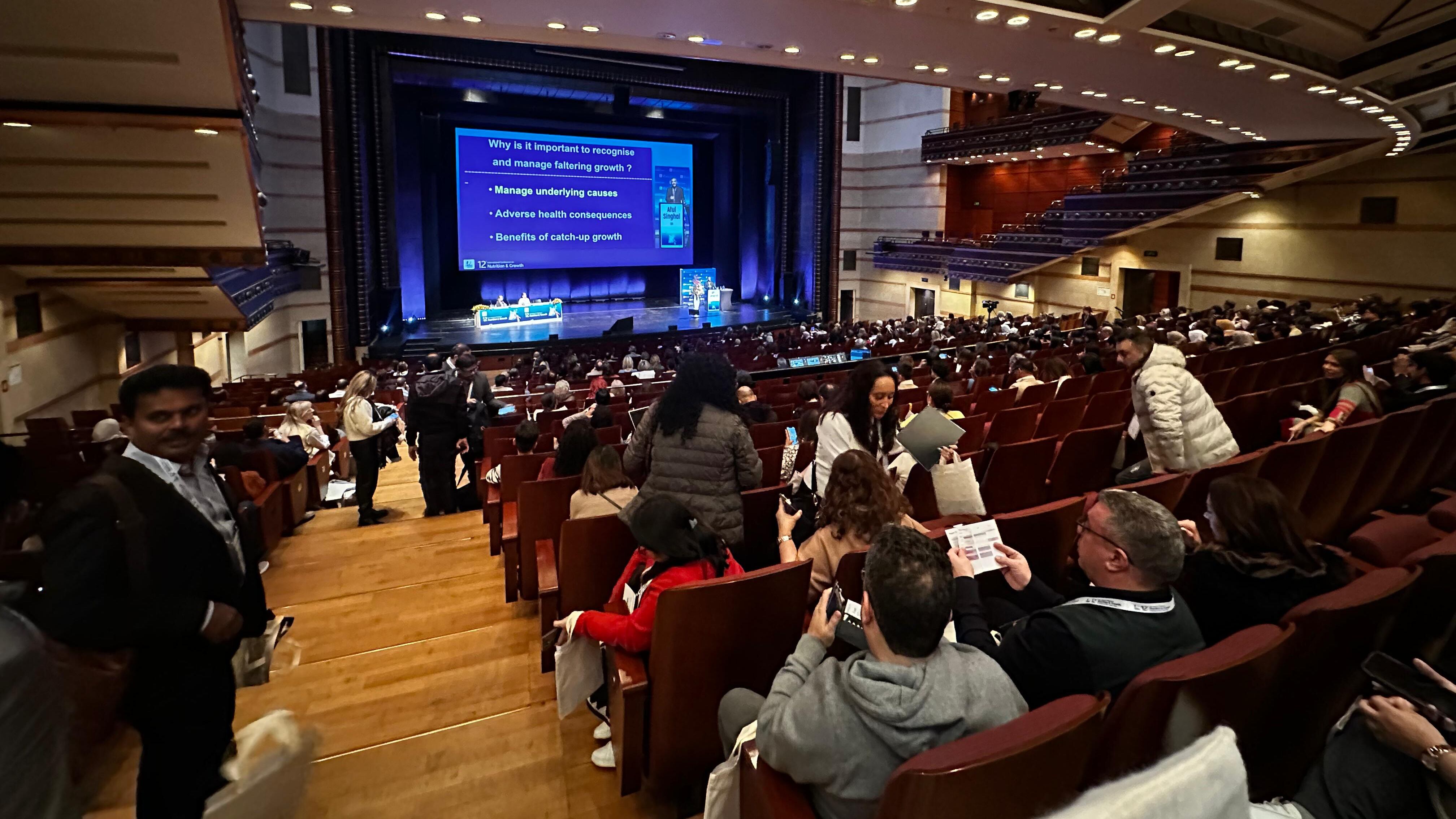 Conferencia Internacional sobre Nutrición y Crecimiento en Grecia