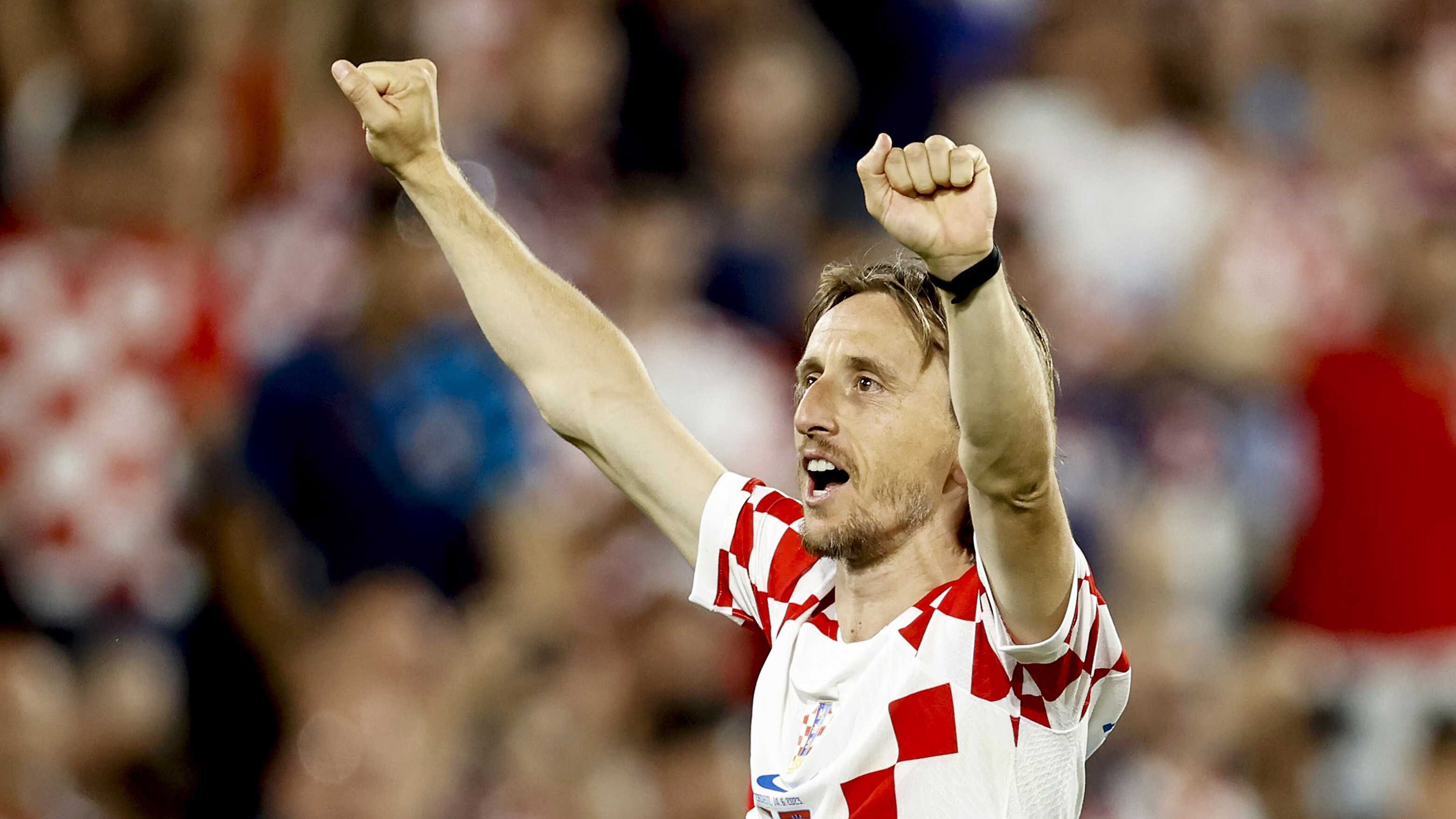 Rotterdam (Netherlands), 14/06/2023.- El volante creativo de Croacia, Luka Modric, celebra el paso de su selección a la gran final de la UEFA Nations League. EFE