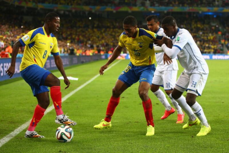 Edison Méndez con Ecuador ante Honduras en Brasil 2014
