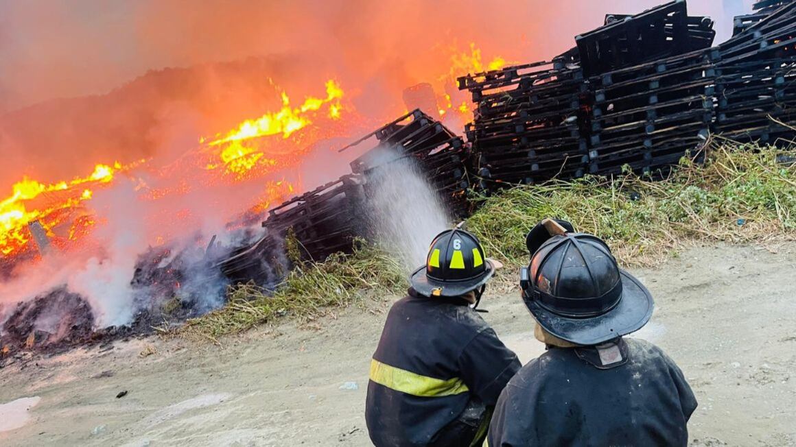 Incendio en fábrica de Guayaquil